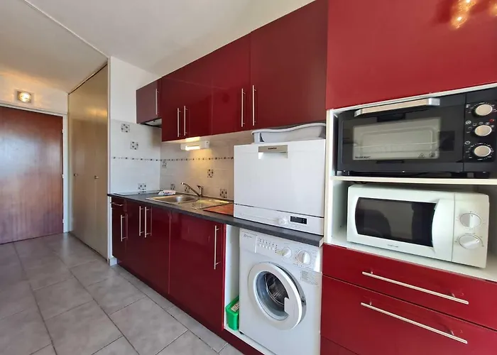 Apartmán F1 Avec Terrasse Et Wifi - Proche Thermes - Fr-1-503-160 *